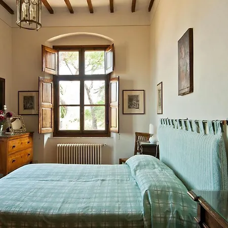 Villa Sleeps 10 Wifi